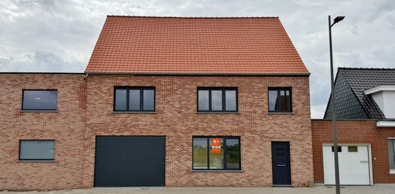 Huis te huur in Noordschote voor € 1.050 met 3 slaapkamers - Photo 2