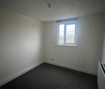 4 bedroom terraced house to rent - Photo 2
