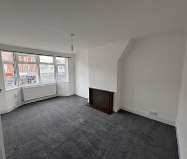 3 bedroom flat to rent - Photo 1