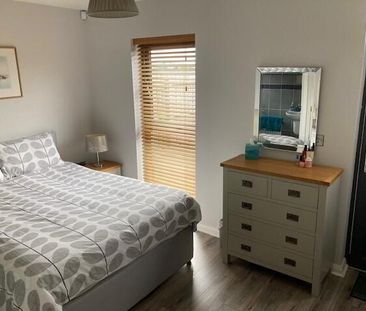 42 Sunset Park ( Short Term), Portstewart, BT55 7EH - Photo 5