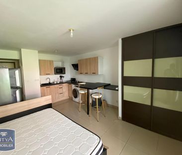 Location Appartement 1 pièce 20m² STE CLOTILDE 97490 - Photo 2
