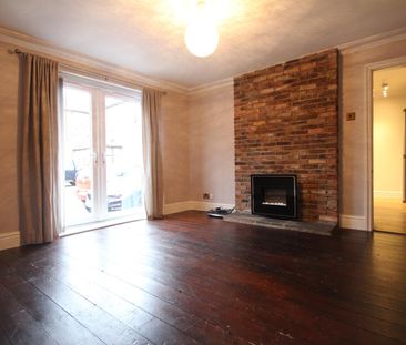 2 bedroom house to rent - Photo 1