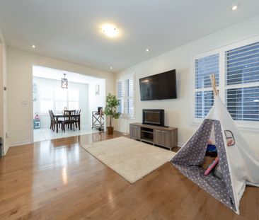 For Lease - 307 Whitlock Avenue, Milton, Ontario - Photo 2