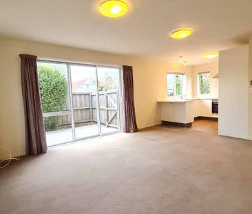 Woolston - 2 Bedroom - Photo 5