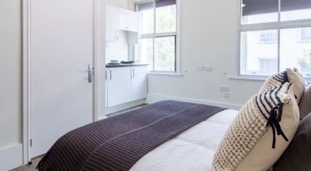 Bronze Studio - Photo 2