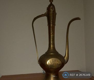 1 bedroom in a house share to rent - Photo 2