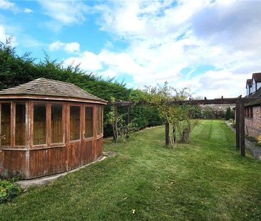 5 bedroom detached house to rent - Photo 5