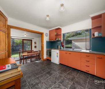 Large Family Home - Photo 4