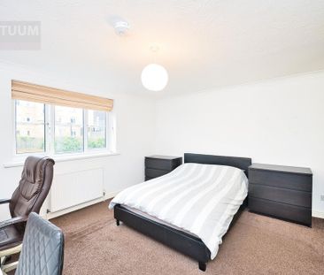 4 bedroom townhouse to rent - Photo 6