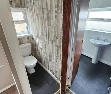 3 bedroom detached house to rent - Photo 6