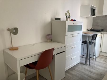 Location Appartement 1 pièce 19m² REIMS 51100 - Photo 4