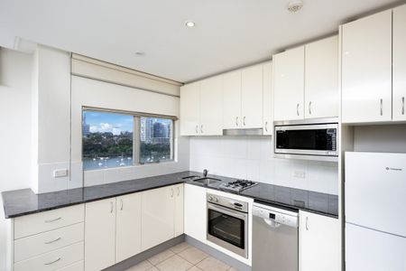 68/2A Henry Lawson Avenue, McMahons Point NSW 2060 - Apartment For Rent | Domain - Photo 4