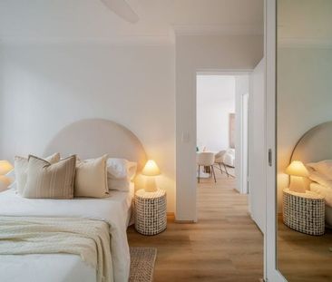 Sunlit Two-Bedroom Apartment Moments from Diamond Bay - Photo 3