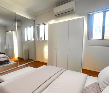BEAUTIFUL 2 BEDROOM TOWNHOUSE PLUS EXTRA LARGE STUDY - Photo 1