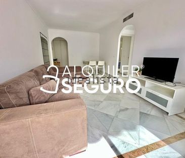 Alquiler de piso en Calle Rio Danubio - Photo 1