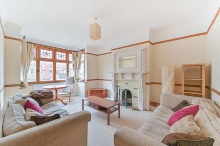 4 bedroom flat to rent - Photo 5
