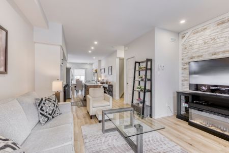 Av. de la Grande-Allée, H1B 5C2, Montréal-Est - Photo 4