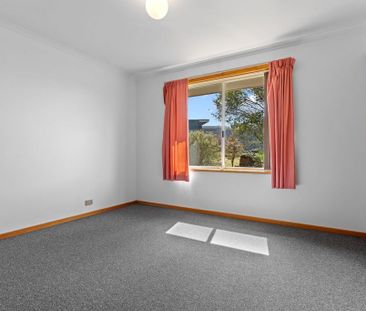 Well-presented and low-maintenance 3-Bedroom Home - Photo 1