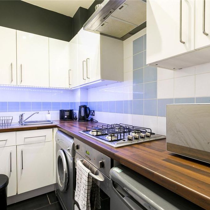 1 bedroom flat to rent - Photo 1
