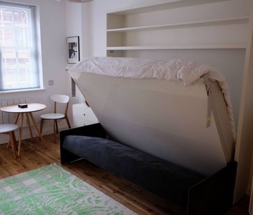 Studio Flat, Sandwich House, WC1H - Photo 5