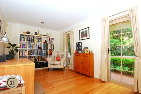 Immaculate Family Retreat Offering Modern Comfort & Peaceful Privacy - Photo 3