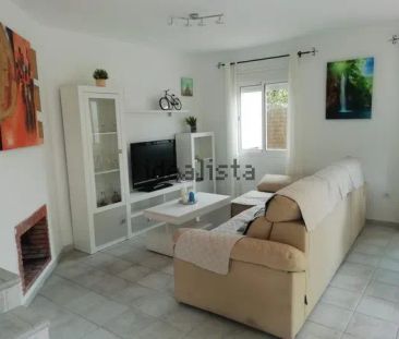 Alquiler de chalet adosado en Avenida Juan Carlos I, 14 - Photo 2