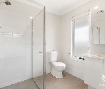 4 BEDROOM TOWNHOUSES FOR RENT (Break Lease) - Photo 6