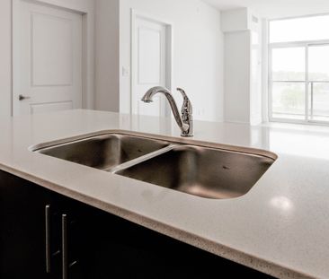 For Lease - 10 Mallard Trail Unit# 435, Hamilton, Ontario - Photo 2