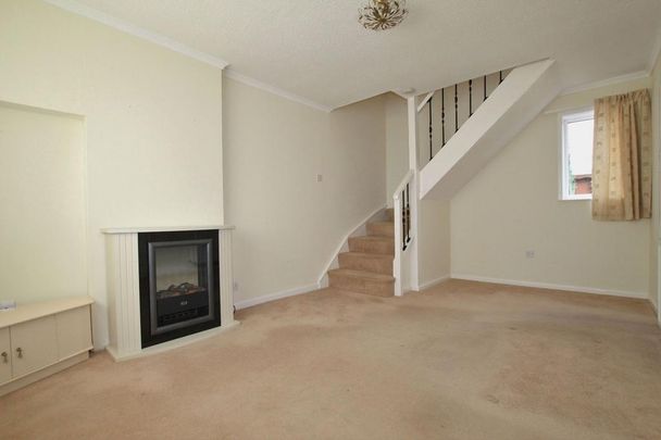2 bedroom semi-detached house to rent - Photo 1