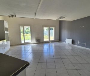 Location Appartement à NIVOLAS VERMELLE - Photo 6