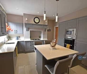 1 bedroom in a house share to rent - Photo 4