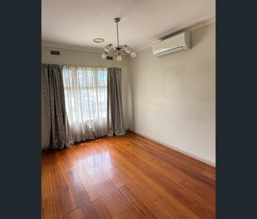 34 Chelsey Street, Ardeer, Vic 3022 - Photo 5