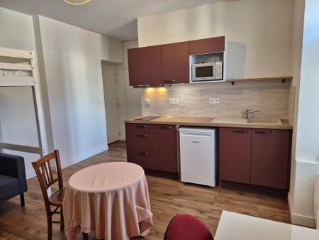 A LOUER STUDIO MEUBLÉ ANGERS-PASTEUR - Photo 4