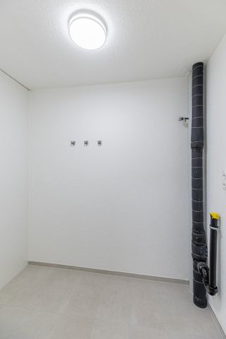 MIETEN OHNE KAUTION Neu sanierte und zentral gelegene Wohnung! - Foto 2