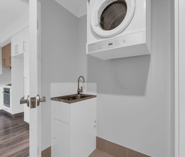 Apartment Living Close to the Beach! - Photo 3