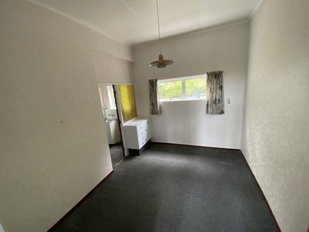 12 Lovat Street, Havelock North - Photo 5