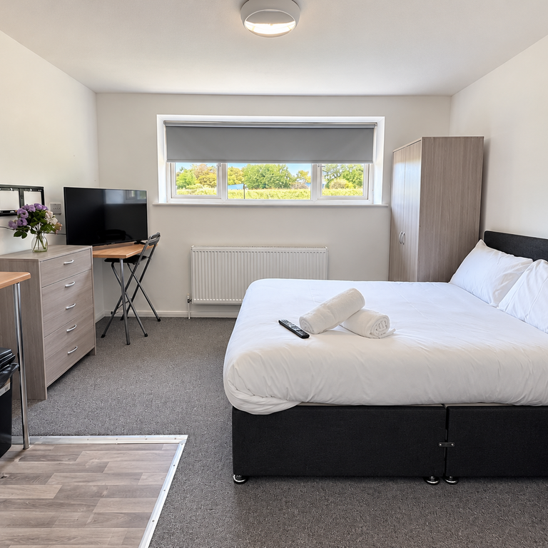 2 bedroom house to rent - Photo 1