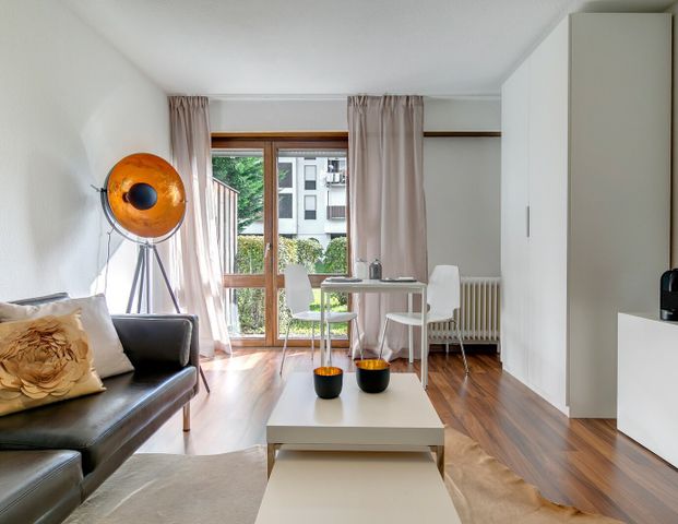 Apartment with terrace near airport line S1 - Foto 1