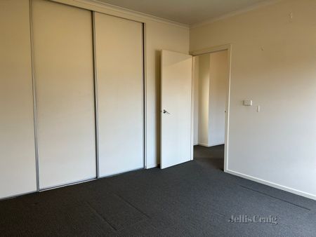 12A Bayview Street, Altona - Photo 2