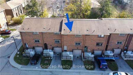 For Lease - 201 SILVERCREEK Parkway Unit# 13, Guelph, Ontario - Photo 3