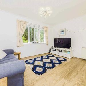 Hillbury Road, SW17 8JT, London - Photo 2