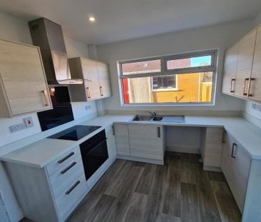 26 Rathmore Road, Bangor, BT19 1NL - Photo 3
