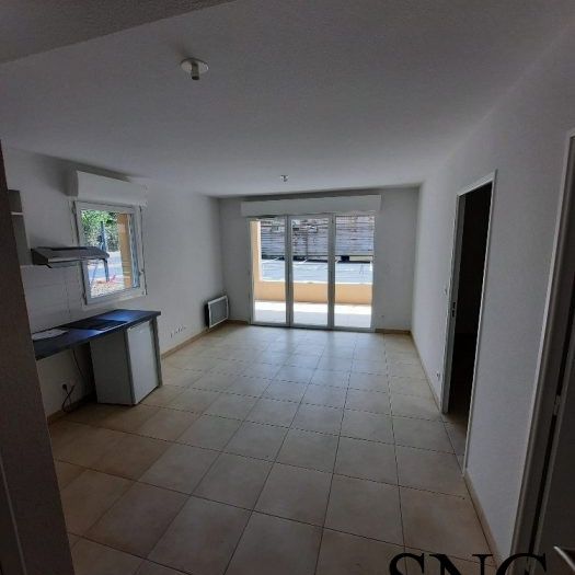 T2 AVEC JARDIN ET PARKING - Photo 1