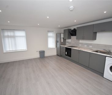 Chester Court, CH62 1DG, New Ferry - Photo 3