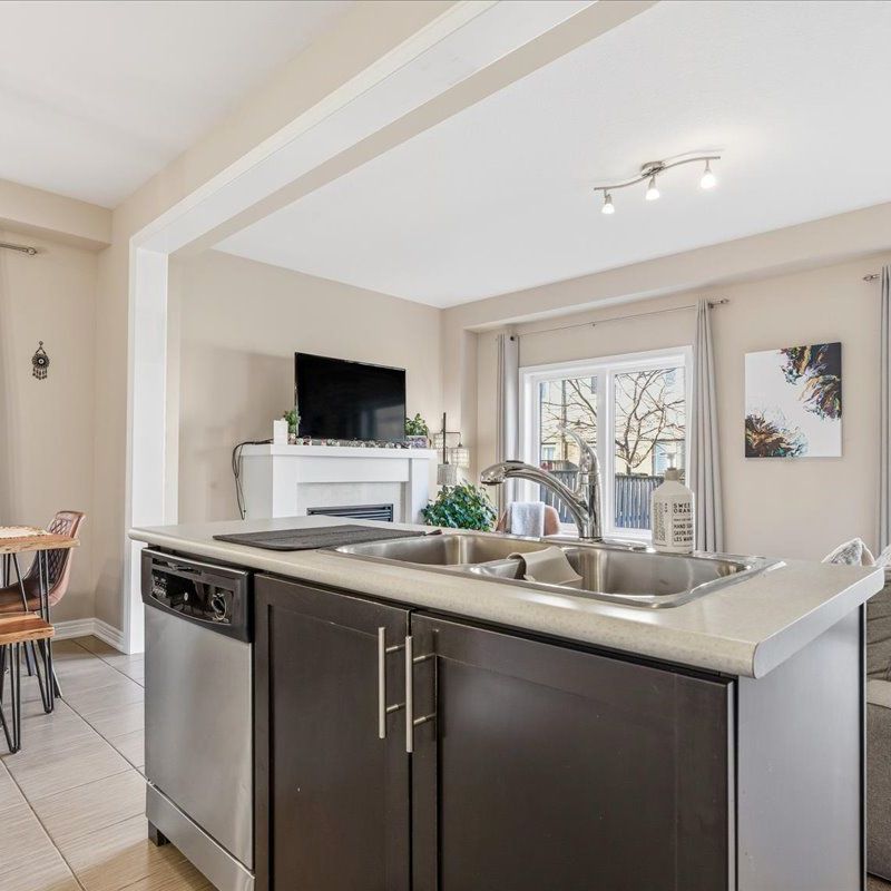 For Lease - 515 Winston Road, Grimsby, Ontario - Photo 1