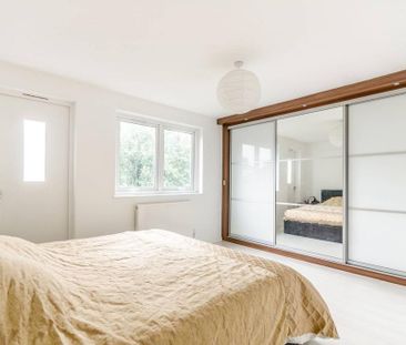 2 bedroom maisonette to rent - Photo 5