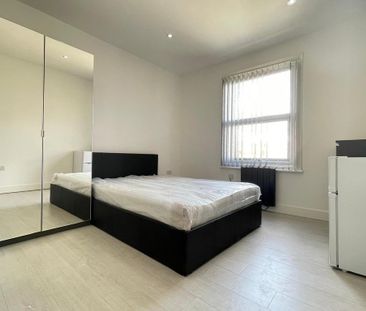 1 bedroom house of multiple occupation to rent - Photo 4