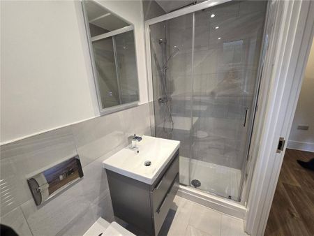 2 bedroom flat to rent - Photo 5