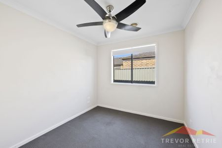 27 Jordan Ave, Delacombe VIC 3356 - Photo 4
