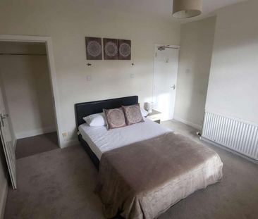 4 bedroom house of multiple occupation to rent - Photo 6